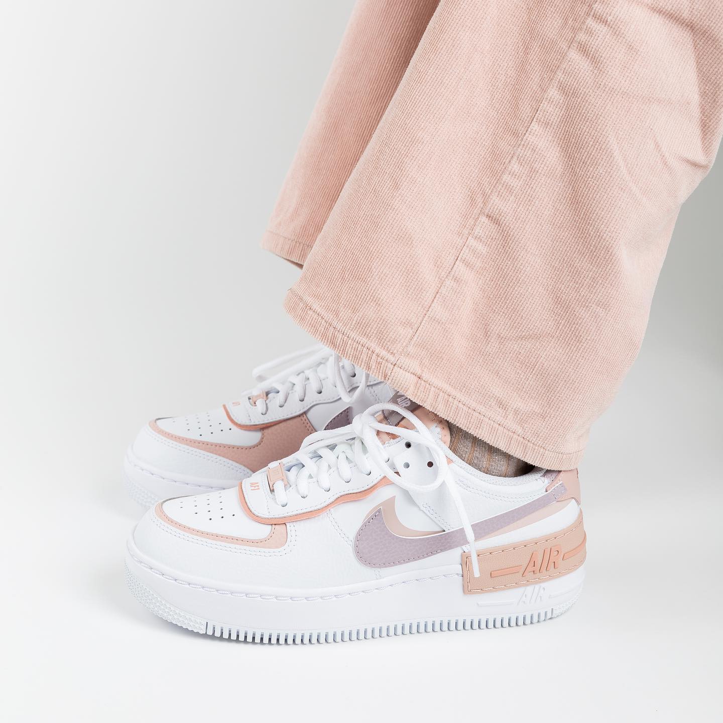 nike air force coral pink